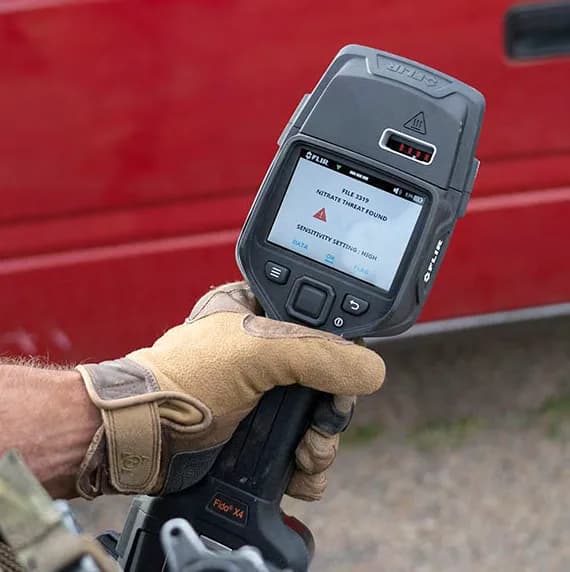 Détecteur de traces d'explosifs ultra léger FIDO X4 - Image 2
